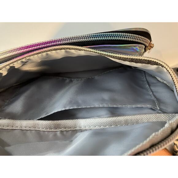 Iridescent Holographic Fanny Pack - Picture 5 of 7